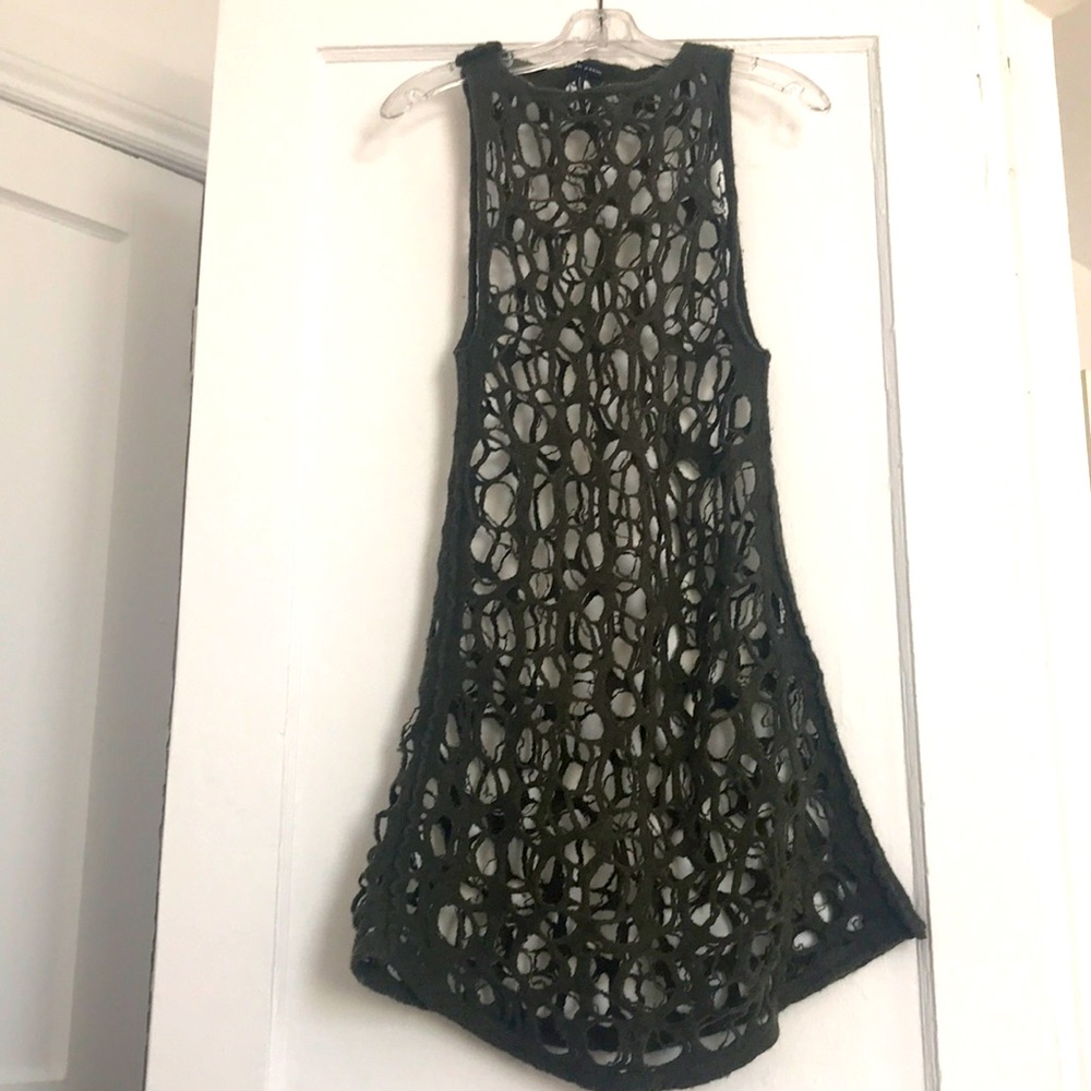 Sarah Pacino Tunic - green. One size. Never worn.